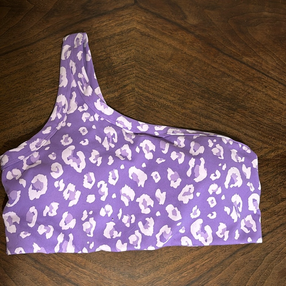 • lavender bra •